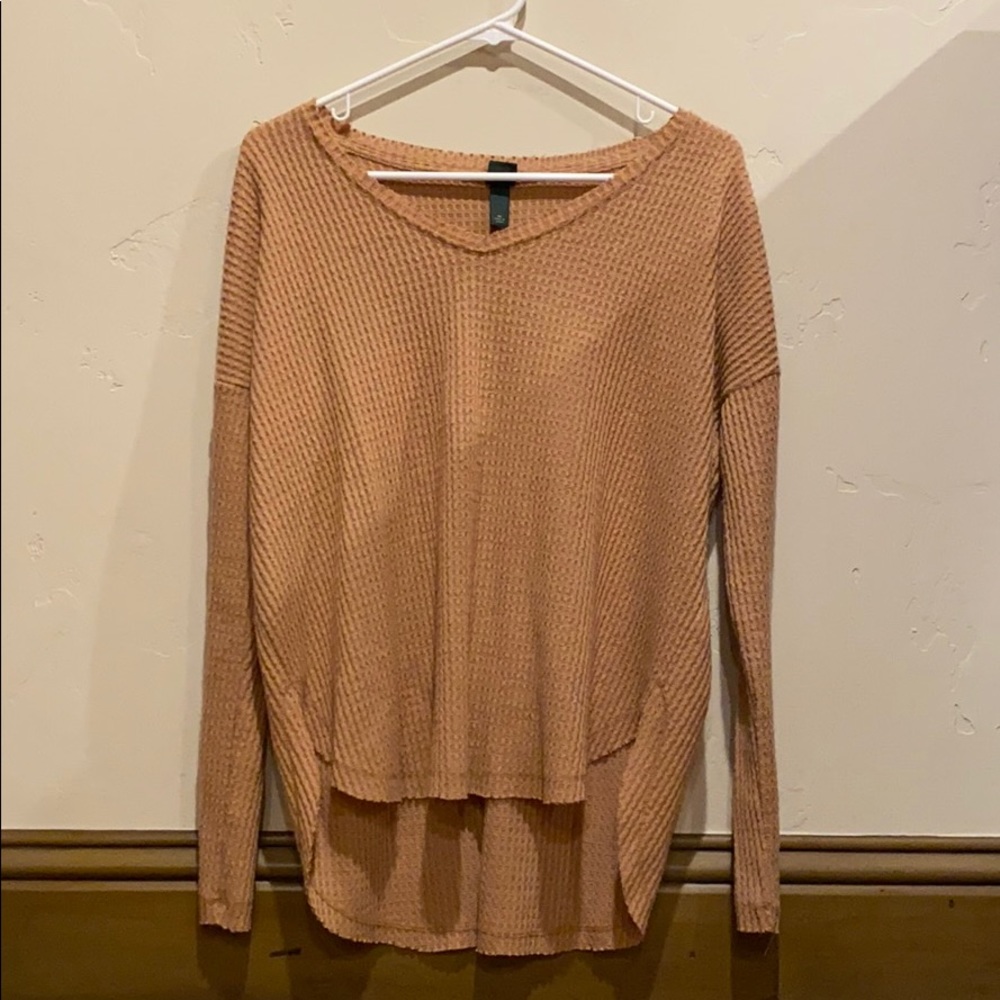 long sleeve pinkish/tan top